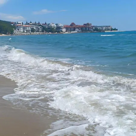 Sea Paradise 2-room Seafront In Sveti Vlas Burgas