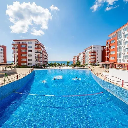 Sea Paradise 2-room Seafront In Sveti Vlas شقة بورغاس