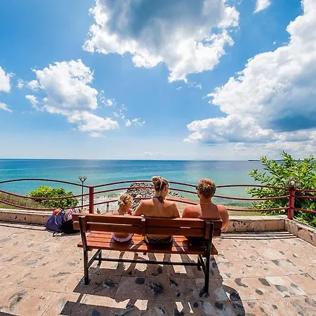 شقة Sea Paradise 2-room Seafront In Sveti Vlas *