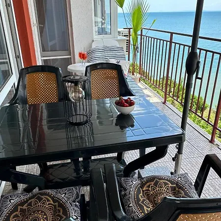 Sea Paradise 2-room Seafront In Sveti Vlas Apartament *