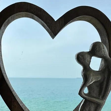 Apartament Sea Paradise 2-room Seafront In Sveti Vlas Burgas