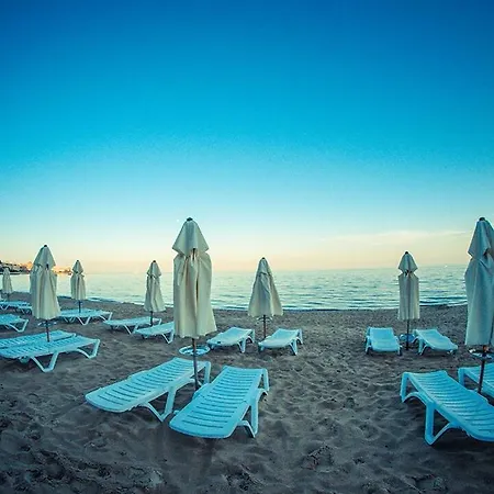 Sea Paradise 2-room Seafront In Sveti Vlas بورغاس